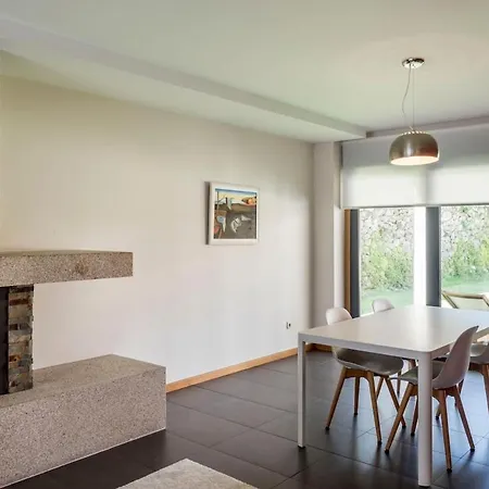 Grande Unifamiliar Con Jardin En Holiday home