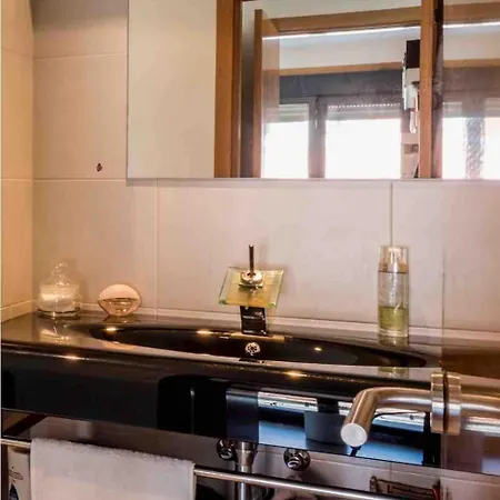 Grande Unifamiliar Con Jardin En Holiday home