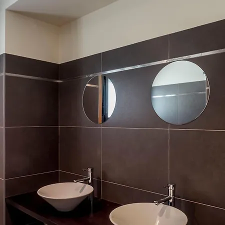 Grande Unifamiliar Con Jardin En Holiday home *