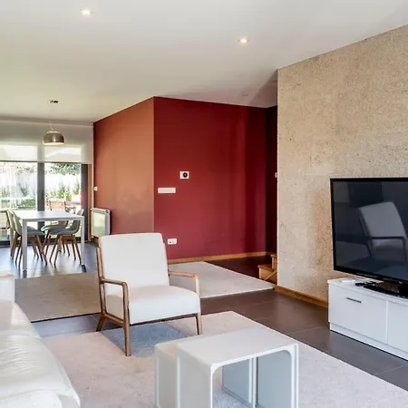 Casa vacanze Grande Unifamiliar Con Jardin En *