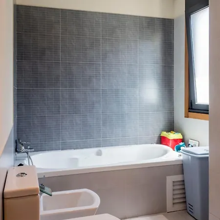 Casa vacanze Grande Unifamiliar Con Jardin En *